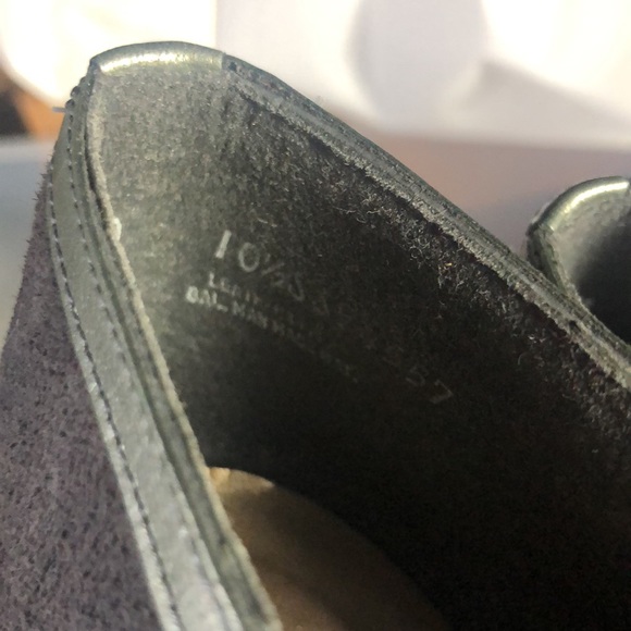 California Magdesians Silver Suede Flats size 10 1/2 - Picture 11 of 11